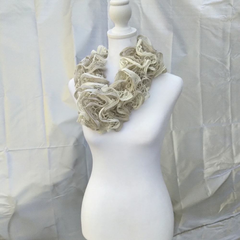 Handmade Infinity Scarf - Picture 2 of 6